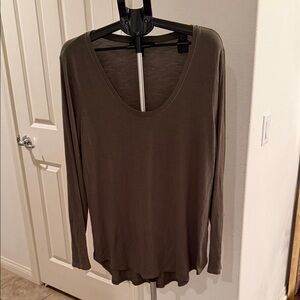 White House Black Market Olive Scoop Neck Long Sleeve Top